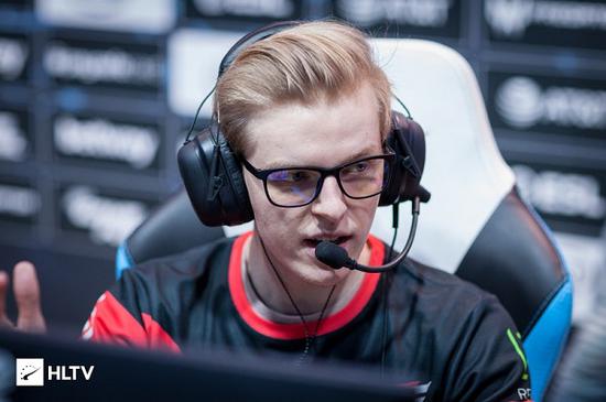 米勒揭示Faker为何能持续辉煌 Kanavi赞宙斯智慧提升